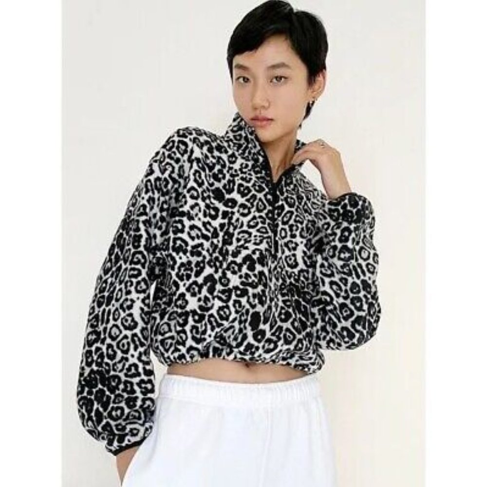 TNA Polar 1/2 Zip Sweater Leopard-print fleece sweater Snow Leopard Size M